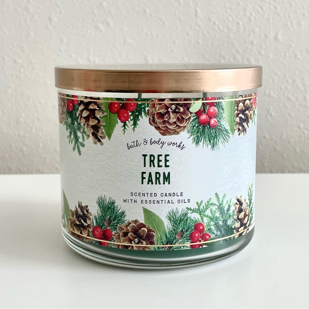 Bath and body works BBW Tree Farm candle
